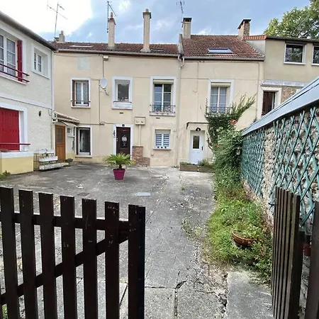 De Charme - Calme, Discret & Cosy - 3' Rer Apartment