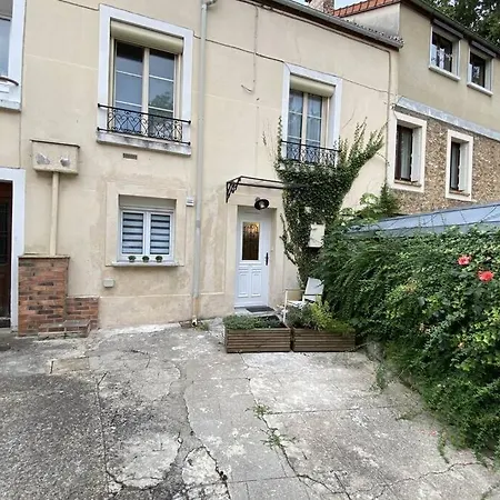 Lägenhet De Charme - Calme, Discret & Cosy - 3' Rer Evry-Gregy-sur-Yerre