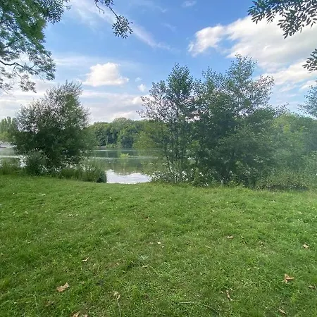 De Charme - Calme, Discret & Cosy - 3' Rer Apartment *
