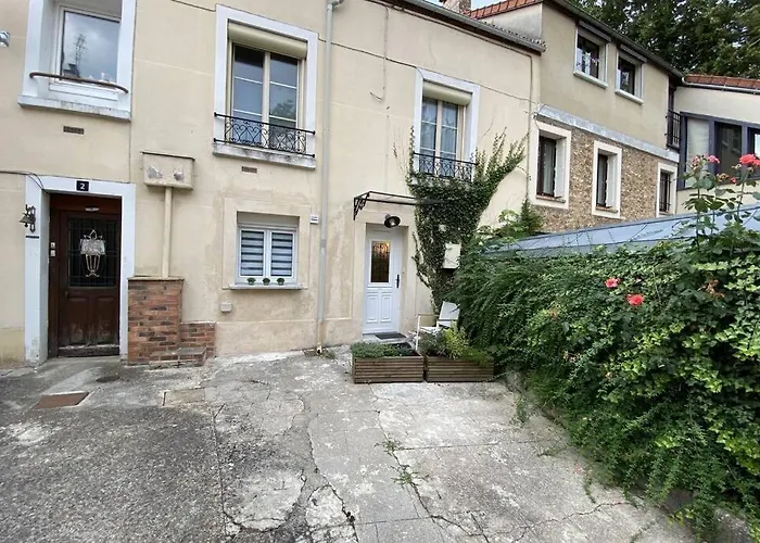 Apartment De Charme - Calme, Discret & Cosy - 3' Rer Evry-Gregy-sur-Yerre